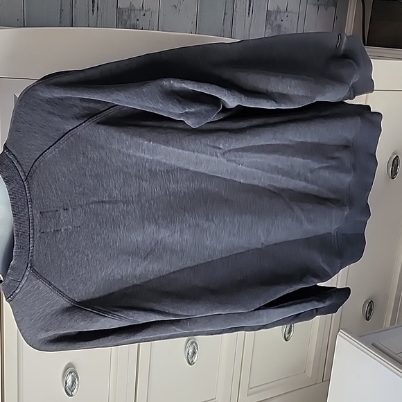 Volcom pullover hoodie - Picture 3 of 5